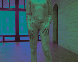 Tehtud tööd: alumiiniumivalu, viimistlus
Foto: Mare Mikofi kogu