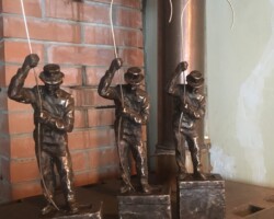 Tehtud tööd: pronksivalu, vormistus
Foto: Bruno Kadak