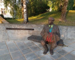 Tehtud tööd: pronksivalu, viimistlus, paigaldus
Foto: Heino Tartes